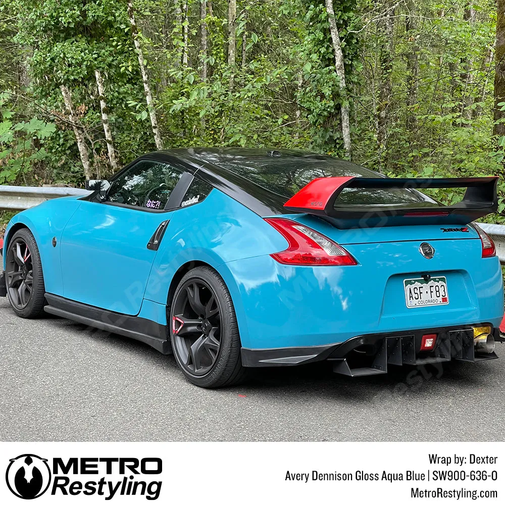 Avery Dennison SW900 Gloss Aqua Blue Vinyl Wrap | SW900-636-O