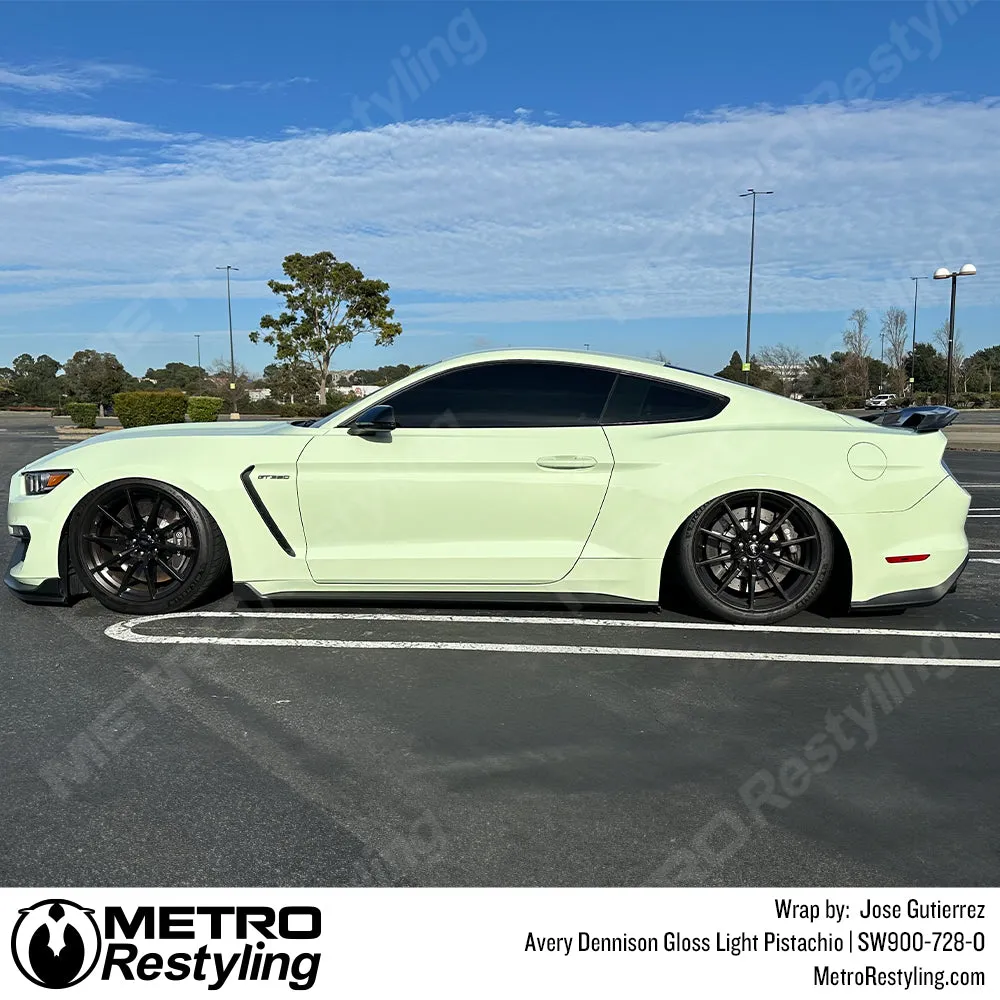 Avery Dennison SW900 Gloss Light Pistachio Vinyl Wrap | SW900-728-O