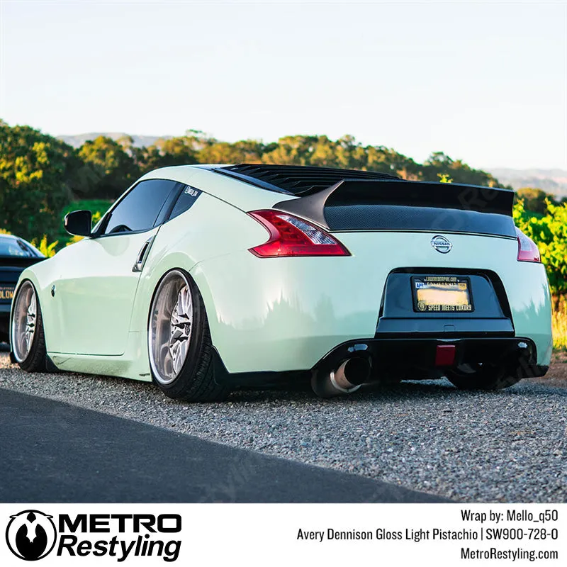 Avery Dennison SW900 Gloss Light Pistachio Vinyl Wrap | SW900-728-O