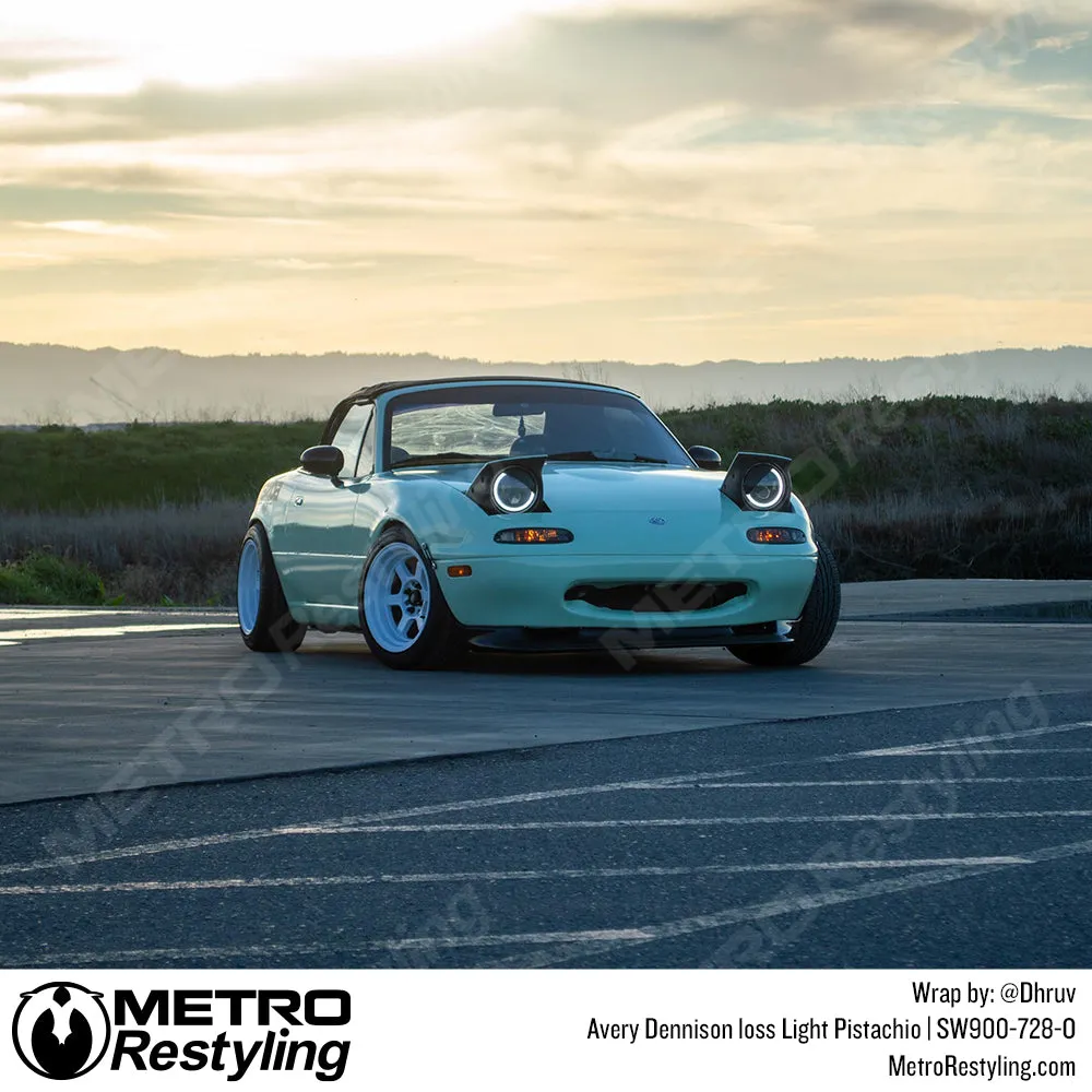Avery Dennison SW900 Gloss Light Pistachio Vinyl Wrap | SW900-728-O
