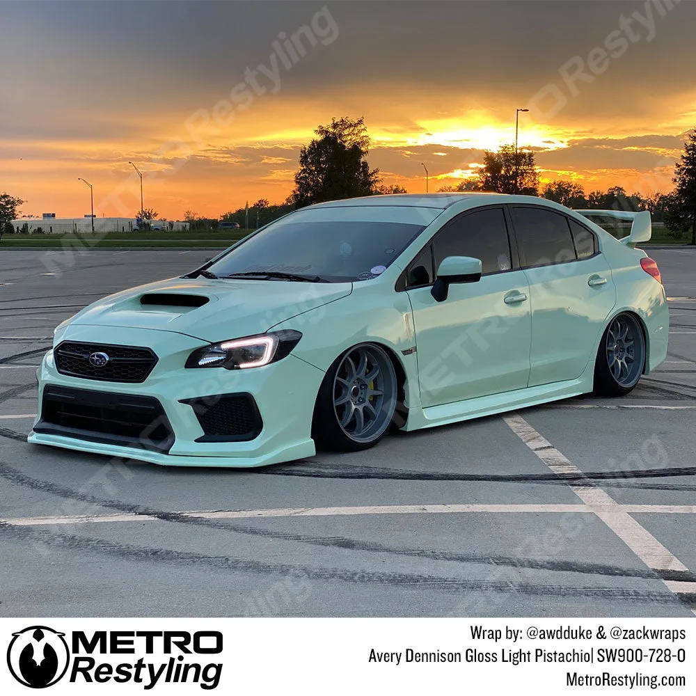 Avery Dennison SW900 Gloss Light Pistachio Vinyl Wrap | SW900-728-O