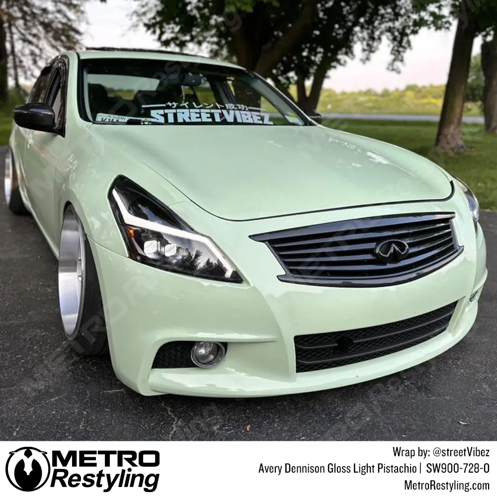 Avery Dennison SW900 Gloss Light Pistachio Vinyl Wrap | SW900-728-O