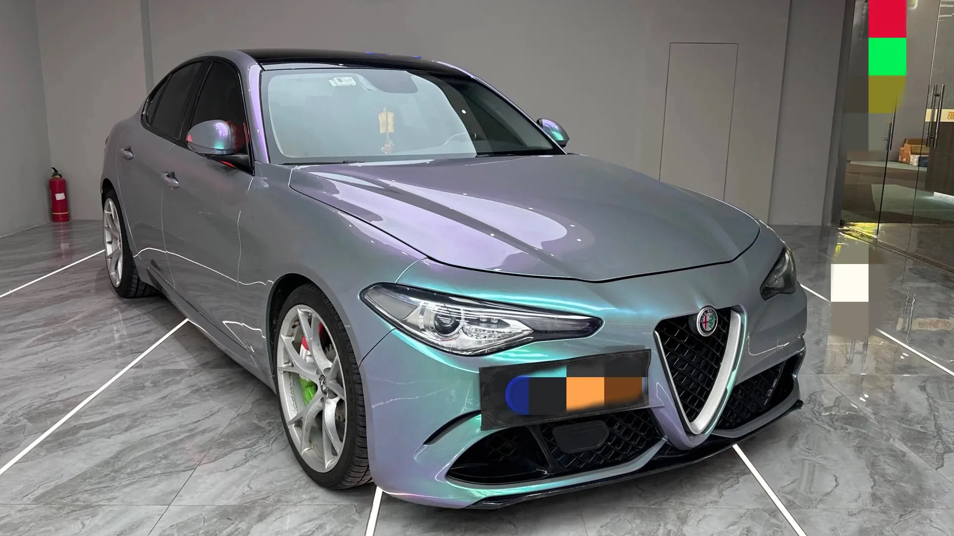 Color Shift Metallic Purple Green Car Wrap