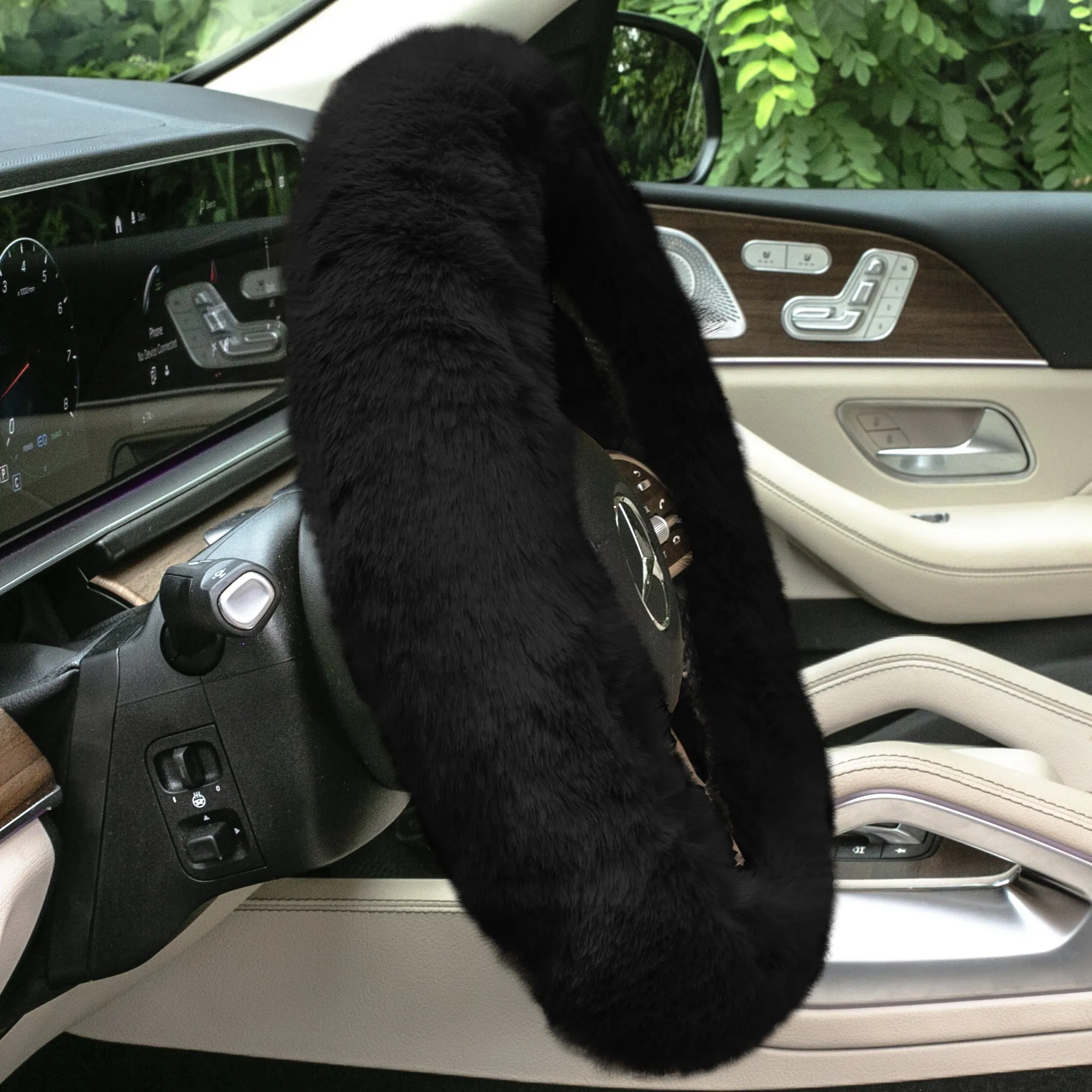 Doe16 Faux Rabbit Fur Steering Wheel Cover Black