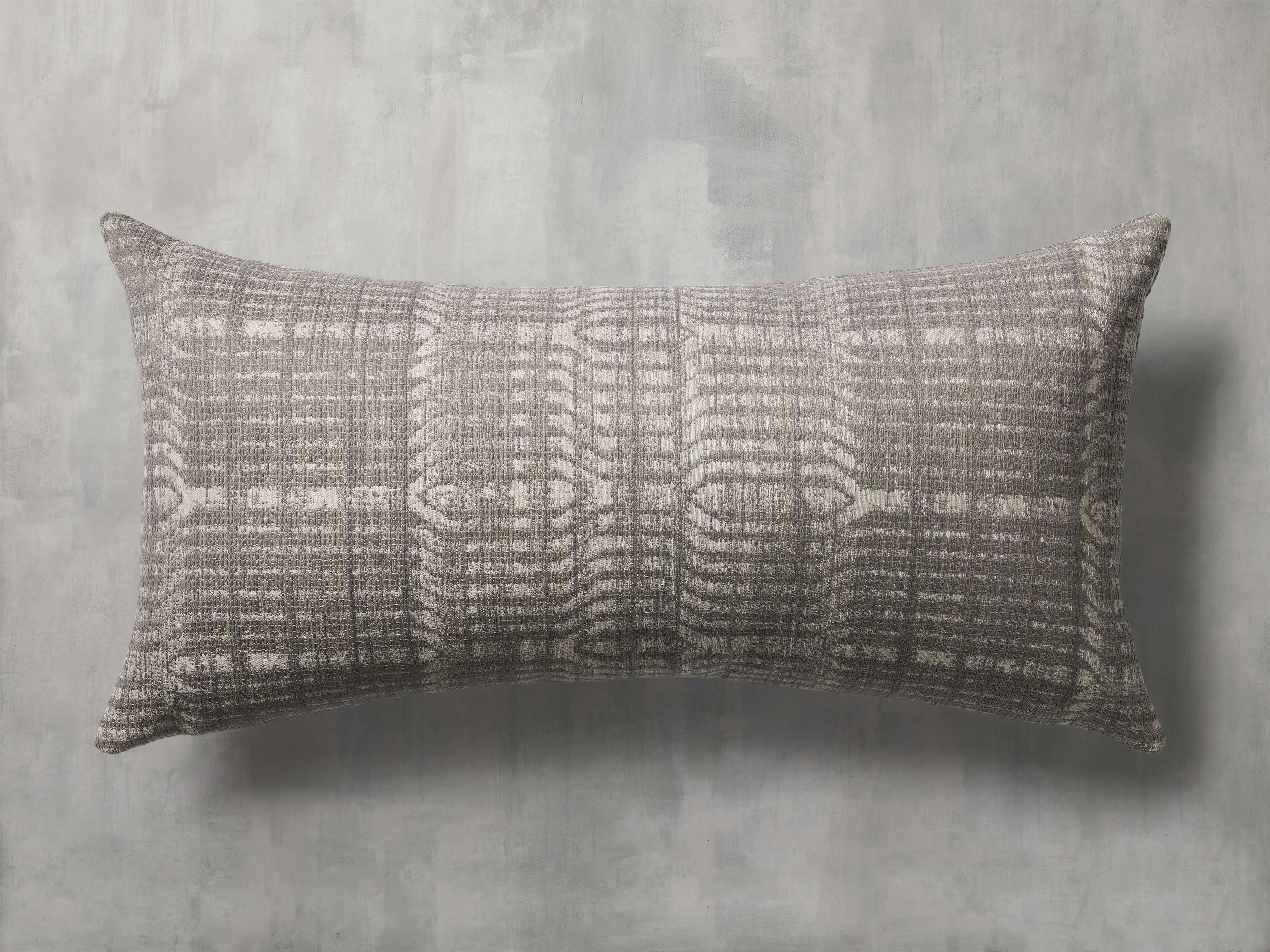 Siene Outdoor Lumbar Pillow